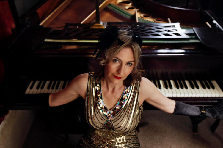 Kate Garner Pianist